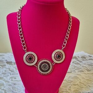 Elegant Silvertone and Black Necklace